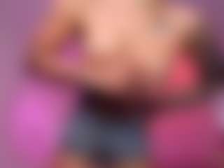 Live cam show with Lauren Saenz - Drinking on Latina Girls