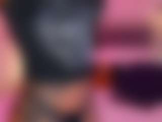 Live cam show with Lauren Saenz - Deepthroat on TottyGirls