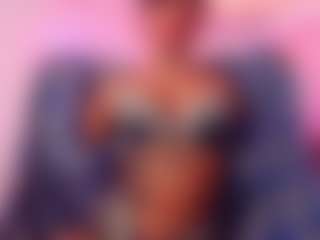 Live cam show with Lauren Saenz - Shaved on Camsoda