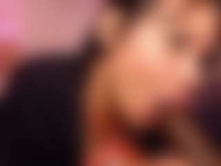 Lauren Saenz's Live Sex Cam Show