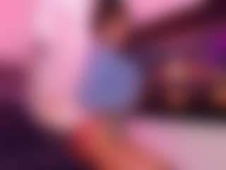 Lauren Saenz's Live Sex Cam Show