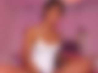 Lauren Saenz's Live Sex Cam Show