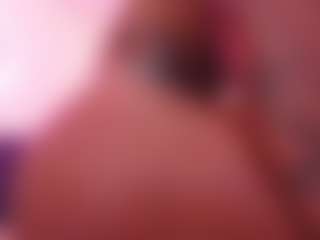 Lauren Saenz's Live Sex Cam Show