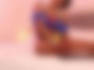 Lauren Saenz's Live Sex Cam Show
