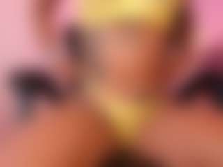 Lauren Saenz's Live Sex Cam Show