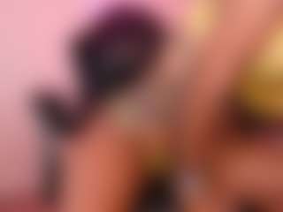 Lauren Saenz's Live Sex Cam Show