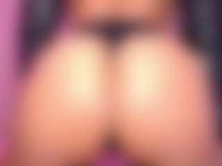 Lauren Saenz's Live Sex Cam Show