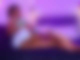 Lauren Saenz's Live Sex Cam Show