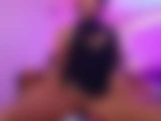 Lauren Saenz's Live Sex Cam Show
