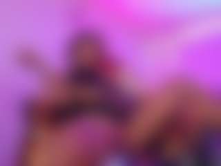 Lauren Saenz's Live Sex Cam Show
