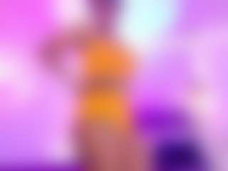 Lauren Saenz's Live Sex Cam Show