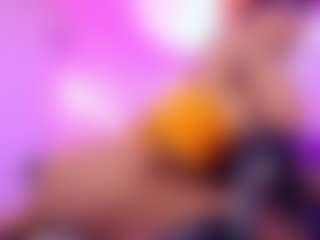 Lauren Saenz's Live Sex Cam Show
