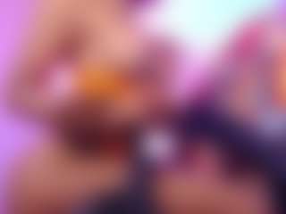 Lauren Saenz's Live Sex Cam Show