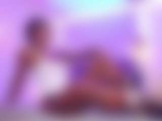 Lauren Saenz's Live Sex Cam Show