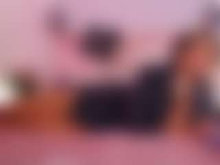 Lauren Saenz's Live Sex Cam Show