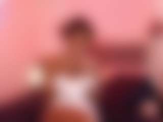 Live cam show with Lauren Saenz - Big Tits MILF on sexylive.show