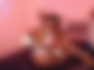 Lauren Saenz's Live Sex Cam Show