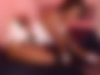 Lauren Saenz's Live Sex Cam Show