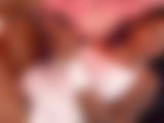 Lauren Saenz's Live Sex Cam Show