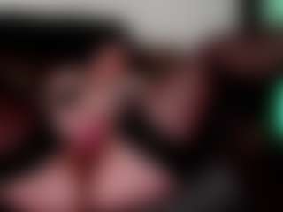 harleyslut's Live Sex Cam Show