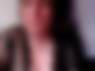 Live cam show with harleyslut - Facial Piercings on Camming Site