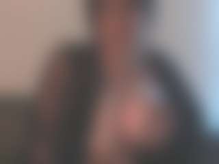 harleyslut's Live Sex Cam Show