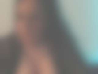Live cam show with harleyslut - Nipple Piercings on livesuperchat.net