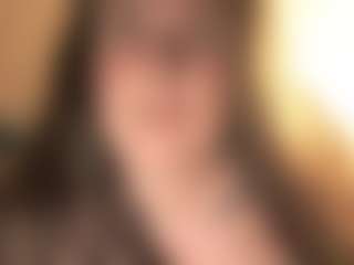 Live cam show with harleyslut - Brown Hair MILF on TottyGirls