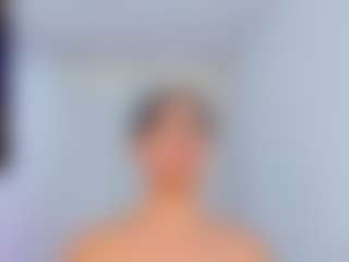Live cam show with Steffany Redx - Oil on StripNow