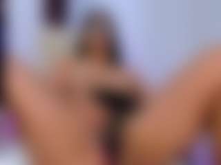 Live cam show with Steffany Redx - Amateur on Milfs Live