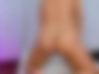 Live cam show with Steffany Redx - Bikini on slutload