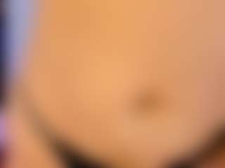 Live cam show with Steffany Redx - Oil on StripNow