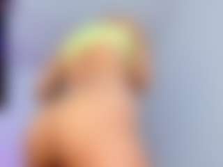 Live cam show with Steffany Redx - Bikini on xxxlivecams.org