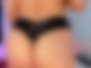Live cam show with Steffany Redx - Bikini on livesuperchat.net