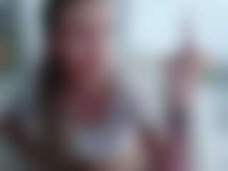 Live cam show with Deidi - College on Streamer API