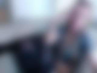 Live cam show with Deidi - Petite on Fapmatic.com