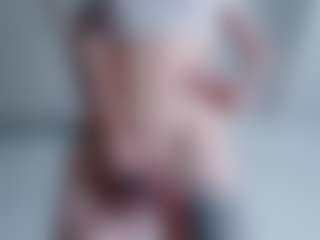 Live cam show with Deidi - Athletic on Camversity