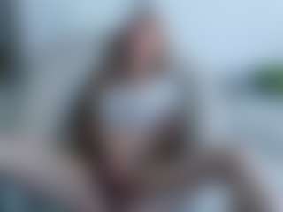 Live cam show with Deidi - Blowjob on justonemore.cc