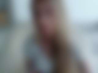 Live cam show with Deidi - Small Tits on xxxlivecams.org