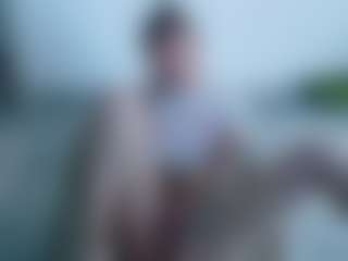 Live cam show with Deidi - Small Tits on Camiplay Live