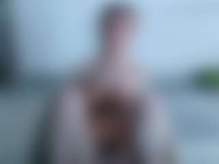 Live cam show with Deidi - Petite Young Adult on StripNow