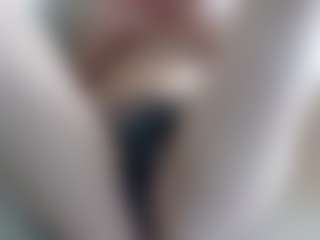 Live cam show with Deidi - Athletic on camwithhim.com