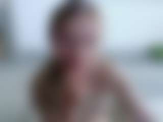 Live cam show with Deidi - Thin on Camsoda