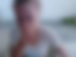 Live cam show with Deidi - Bikini on Gym Cam Girls