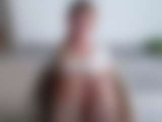 Live cam show with Deidi - Small Ass on LiveSexCams6