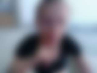Live cam show with Deidi - Small Ass on Pornisteam.com