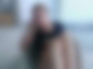 Live cam show with Deidi - Bedroom on sexylive.show
