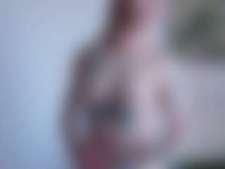 Live cam show with Deidi - Fit on hrnylive.com