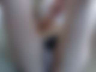 Live cam show with Deidi - Petite Young Adult on fapnchat