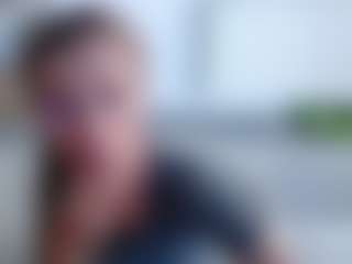 Live cam show with Deidi - Blonde Hair Small Tits on AdultVida.com